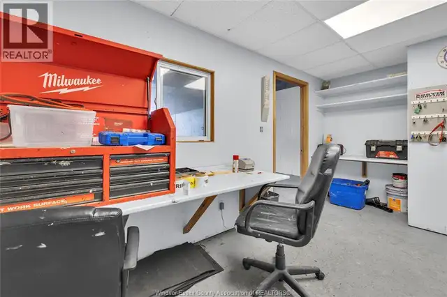 2220 Olympia DRIVE Unit# UNIT C Oldcastle, Ontario in Commercial & Office Space for Rent in Windsor Region - Image 5