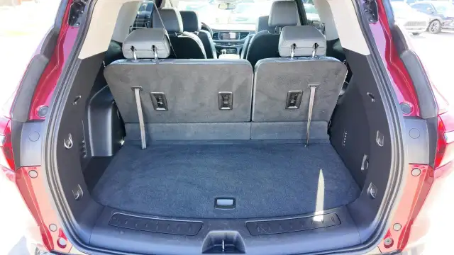 2020 Buick Enclave Essence Essence AWD // Sun & Navigation Pk...6050330835747020821