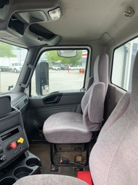 Ryder Stock ID: 267473 Transmission Type/Speed: AMT 13 Engine: DIESEL X15 GHG'17 450/1800 Horse Powe... (image 8)