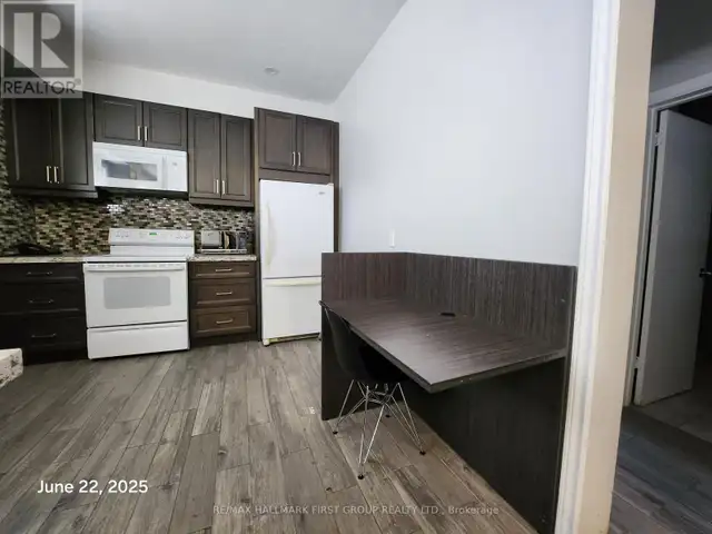 1400 DUNDAS STREET E Whitby (Blue Grass Meadows), Ontario in Commercial & Office Space for Rent in Oshawa / Durham Region - Image 10