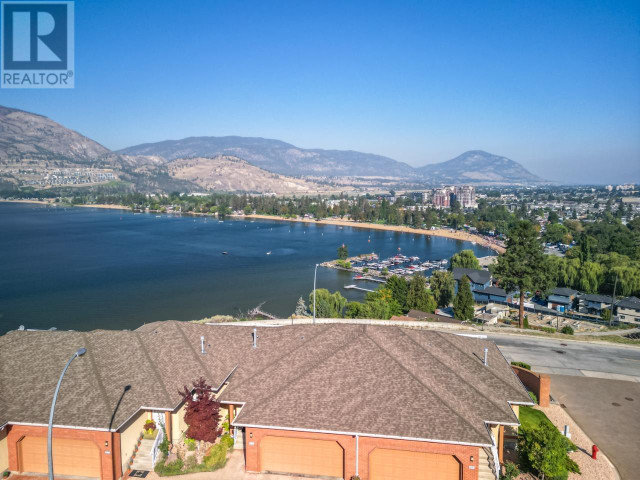3948 Finnerty Road Unit# 101 Penticton, British Columbia in Houses for Sale in Penticton - Image 3