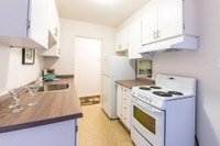 Located on a quiet cul de sac just outside Kingston’s downtown core, Westview Place has a friendly,... (image 5)