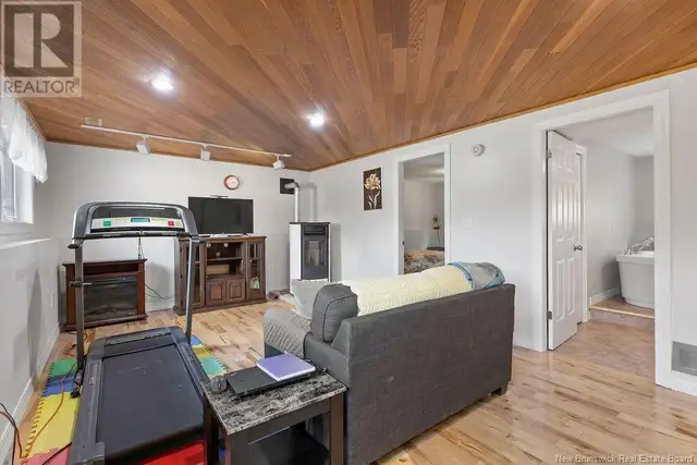 10 Cedar Street Miramichi, New Brunswick in Houses for Sale in Miramichi - Image 21