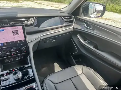 2023 Jeep Grand Cherokee 4xe Navigation | Pano Roof | Rear Seat, View more