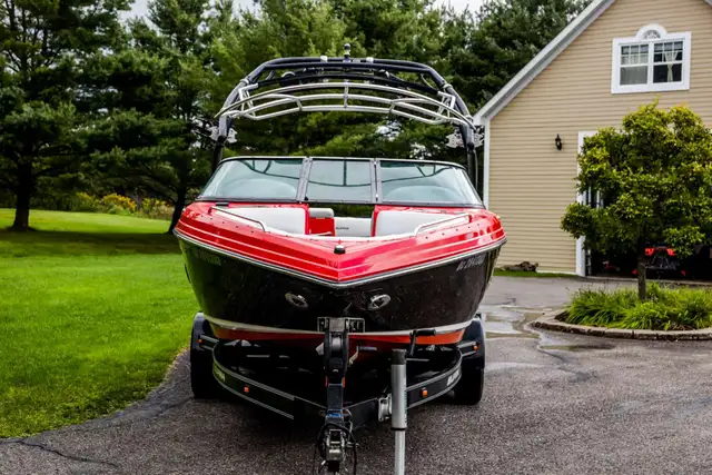 2011 Supra 22V in Powerboats & Motorboats in Rimouski / Bas-St-Laurent - Image 4