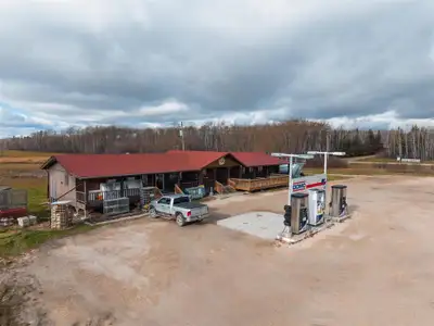 R28//Alexander RM/Just 15 minutes from Lac Du Bonnet sits Trappers Gas Station, a well-known stop in...