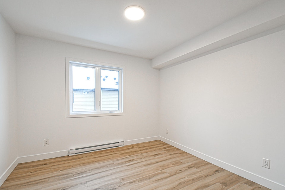 4½ à louer — 2062 Rue de la Visitation, app. 205 4