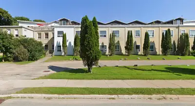 400 Douglas Ave Spacious 2-Bedroom! This building offers ultimate convenience and security in a fant...