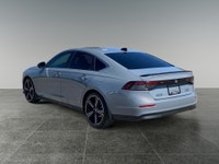 Thanks for viewing our House Of Cars McKnight inventory! AMVIC licensed dealer! Experience the perfe... (image 3)