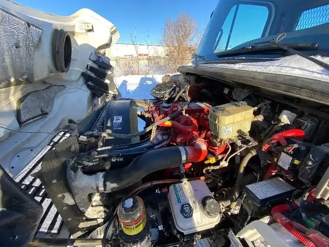 2019 Freightliner M2 FLATBED in Heavy Trucks in Saskatoon - Image 25