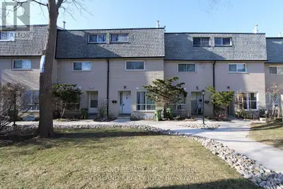 Excellent Location, New Renovated Bright, Clean & Spacious 4 Bedrooms Townhouse. The Larger Size in...