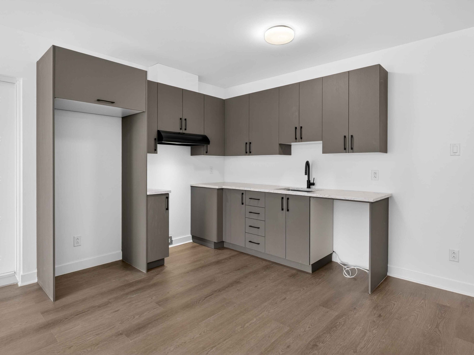 82e avenue laval — photo 3