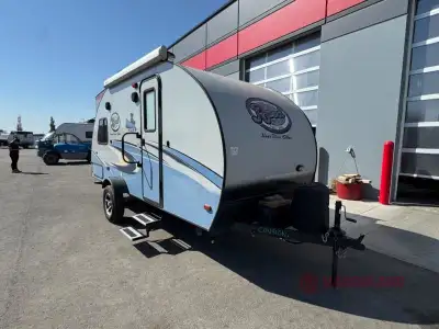 Forest River R-Pod travel trailer RP-176 highlights: U-Dinette Single Slide Out Bunk Beds Wet Bath W...