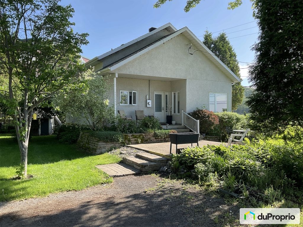 $453,000 - Bungalow for sale in Trois-Rivières (Pointe-Du-Lac) — photo 1