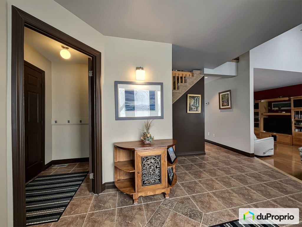 $849,900 - 2 Storey for sale in St-Hyacinthe — photo 3