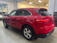 This Cayenne Look and feels like it only has 50k to 60k kilometers exterior and interior *****Excell... (image 3)