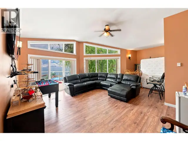 3935 Lakeside Road Penticton, British Columbia in Houses for Sale in Penticton - Image 34