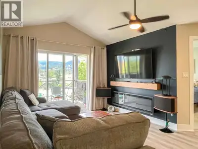 *** For more information, please click Brochure button. *** Immaculate, rare top floor offering vaul...
