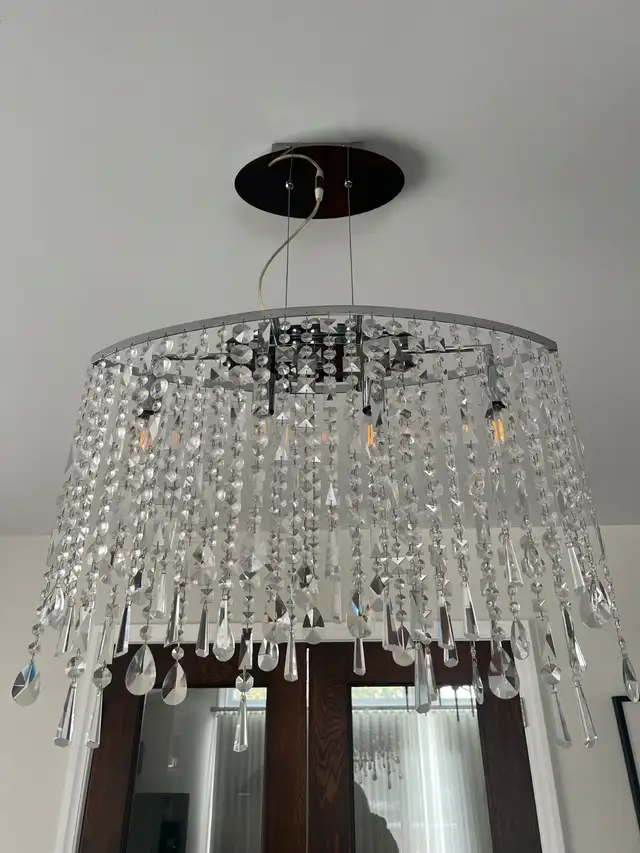 crystal light modern chandelier in Indoor Lighting & Fans in City of Montréal - Image 5