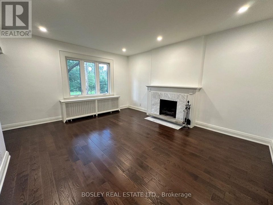 2 - 229 MANOR ROAD E Toronto (Mount Pleasant East), Ontario 3