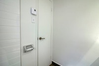 Renovated Akelius studio apartment for rent. Located near blvd Saint-Laurent in the Plateau Mont-Roy... (image 5)