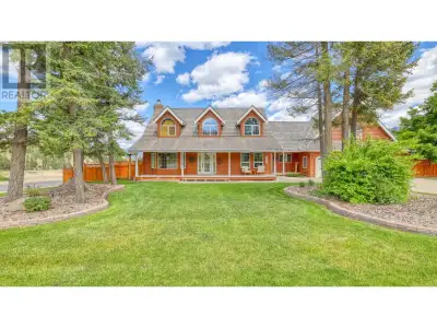 Welcome to your Dream Home!! This exquisitely designed property offers unparalleled elegance and com...