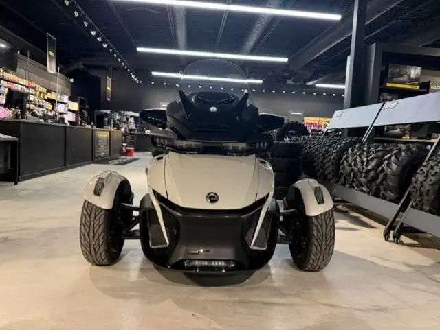 2021 Can-Am Spyder RT Limited in ATVs in Sault Ste. Marie - Image 4