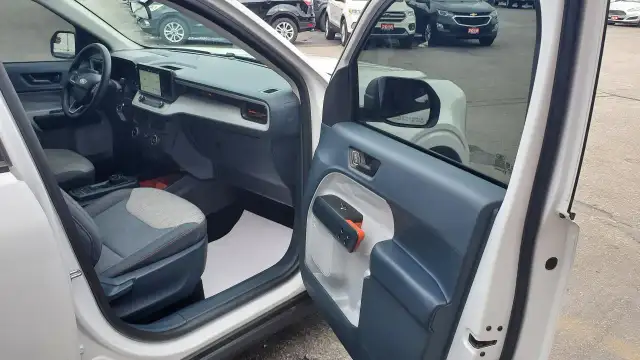 2022 Ford Maverick XLT-AWD-BACK UP CAMERA-BLUETOOTH-CARPLAY in Cars & Trucks in Leamington - Image 10