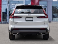 Engine: 2.0-litre 16 valve Direct Injection DOHC 4-cylinder L/100Km City: 6.0 L/100Km Hwy: 6.9 (image 4)