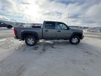 OnStar, Air Conditioning, Power Windows, Cruise Control! SALES HOTLINE sales@cranbrooktoyota.com |25... (image 5)