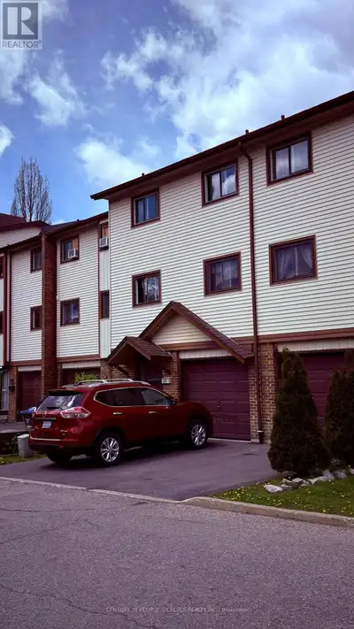 Fantastic opportunity for First time Buyers or lnvestors. Bright and Spacious 3 +1 Bedroom, 3 Bathro...