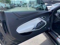 HEATED SEATS | HEATED STEERING WHEEL | WIRELESS CHARGING | DUAL ZONE AUTO CLIMATE CONTROL | BOSE SOU... (image 9)