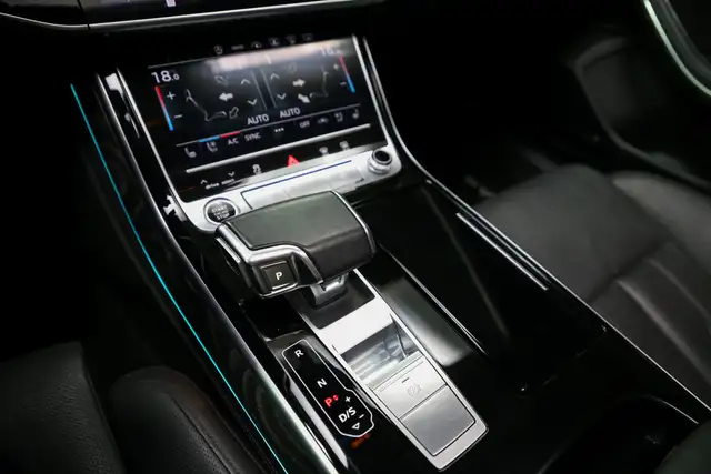 2021 Audi A8 60 TFSI V8 QUATTRO |NOACCIDENT|LONGWHEEL|SERV.RECS in Cars & Trucks in City of Toronto - Image 35