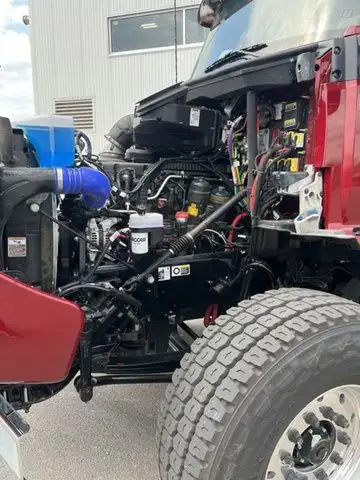 2026 Kenworth T880 in Heavy Trucks in Moncton - Image 11