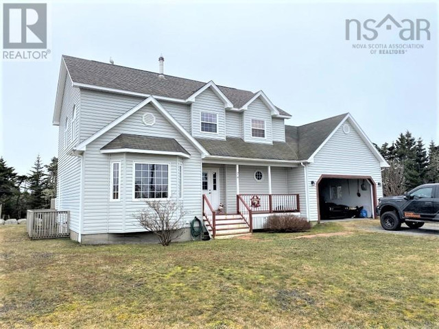 74 Woodland Street Clark's Harbour, Nova Scotia in Houses for Sale in Yarmouth