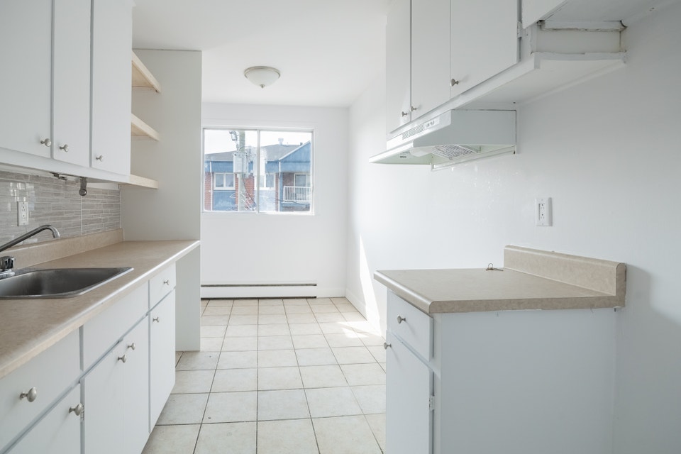 4 1/2, 1020 rue de Nemours, TOUT INCLUS - OCTOBRE ou NOVEMBRE 4