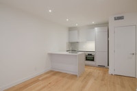 Renovated Akelius one bedroom apartment for rent. Located near Drummond and Sherbrooke in the Downto... (image 5)
