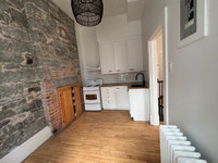 Beau 4 1/2 rénové sur 2 étages | Disponible maintenant Vieux-Québec | 1er étage et sous-sol 1459$/mo... (image 6)