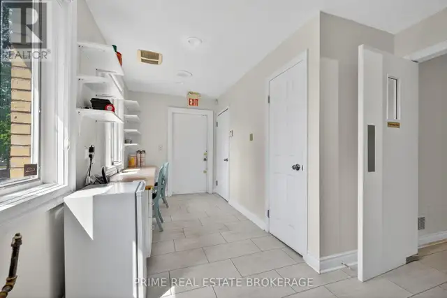 MAIN - 281 OXFORD STREET E London East (East F), Ontario in Commercial & Office Space for Rent in London - Image 8