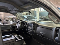 **FORMER DAILY RENTAL** **SPRING SPECIAL!** FEATURING : 2500HD, LONGBED, V8 POWERED, 4WD, CREWCAB, 6... (image 7)