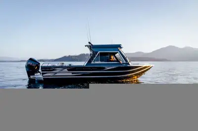2026 Thunder Jet 200 Luxor Pro - Powered with Mercury 200xl ProXs w Hydraulic Steering & Stainless P...