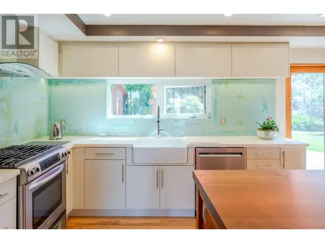 830 Three Mile Road Penticton, British Columbia in Houses for Sale in Penticton - Image 16