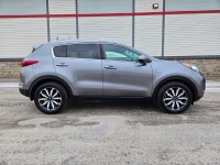Vient avec ensemble de tapis d'origine KIA style Weather Tech Avec plus de 75 véhicules en inventair... (image 8)