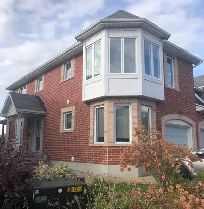 JULY - Master Bedroom for Mature Female Student at Bank-Walkley