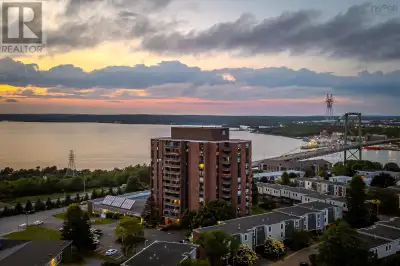 Here's a chance to live on the Halifax Peninsula with easy access to major roadways, green spaces, N...