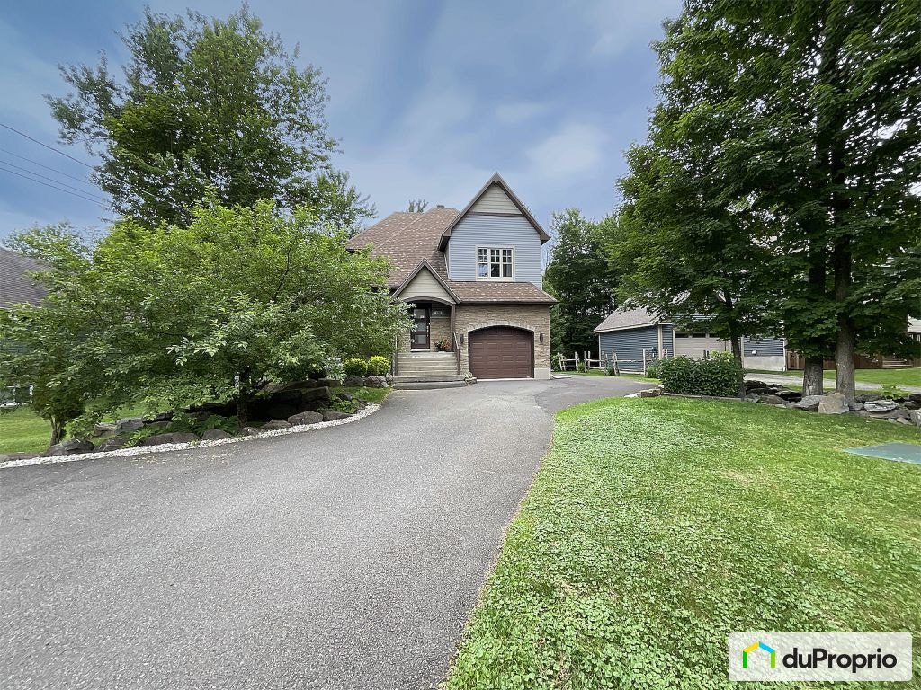 $764,500 - 2 Storey for sale in Granby — photo 3