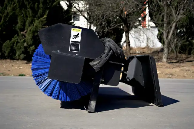 NEW 72 ANGLE SKID STEER SWEEPER BROOM SBA72 in Heavy Equipment Parts & Accessories in Prince Albert - Image 6