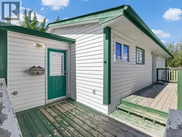 5078 5TH AVENUE Whitehorse, Yukon in Houses for Sale in Whitehorse - Image 5