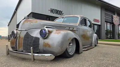 1940 Pontiac Arrow Silver Streak Sedan Hot Rod. This one featured in Canadian Hot Rods Magazine! Kno...