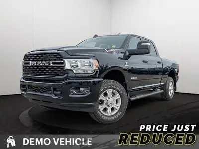 This Ram 3500 boasts a 6.7 Liter Turbo engine powering this Automatic transmission. *Options:* BLIND...